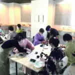 168 回目となる今回は、「クリスマスプリザーブドフラワー作り」と京懐石フレンチのお店『京都喜Shin』でのランチ会を行いました