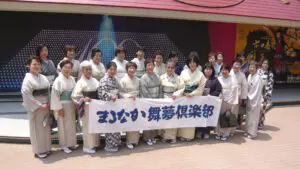 京都まるなか・着物を着て楽しむ会集合写真