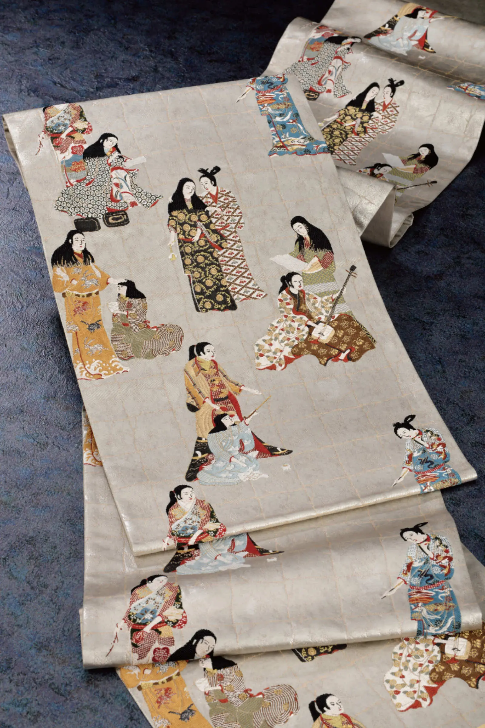 袋带 純金箔錦『松浦屏風』大和文華館